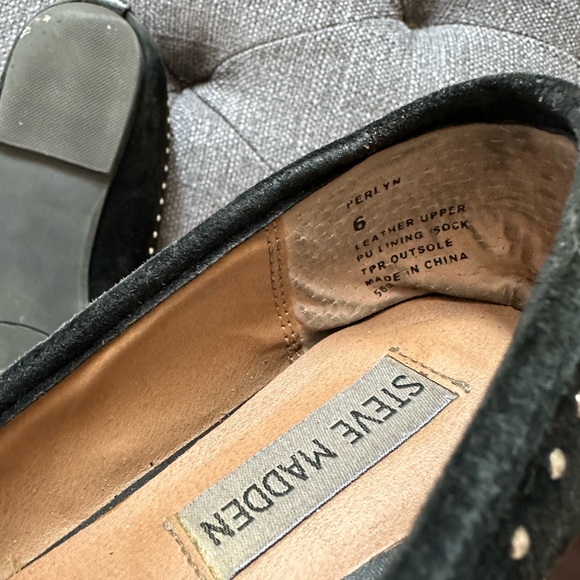 Steve Madden Loafers Black Velvet Texture Pearl Pearlyn (US 6) - Picture 2 of 5
